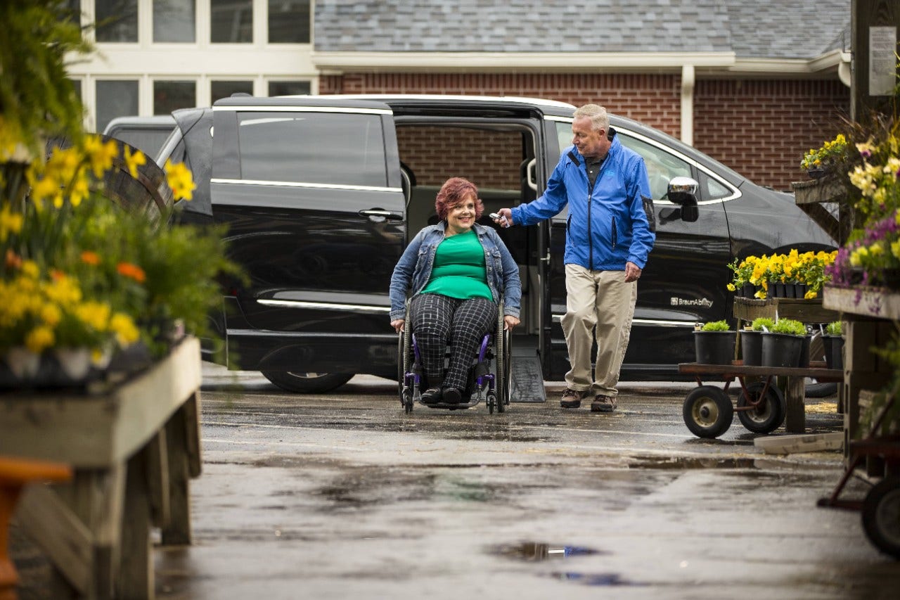 braunability chrysler wheelchair vans