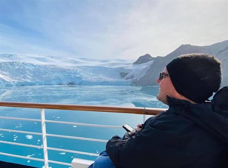 Cory Lee wheelchair accessible cruise ocean view