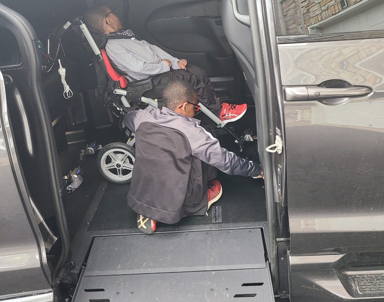 wheelchair accessible van for family