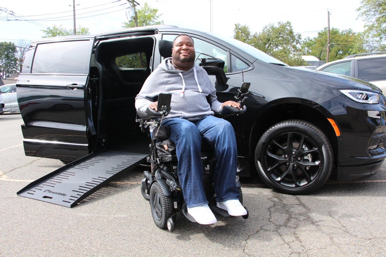 eric legrand wheelchair van