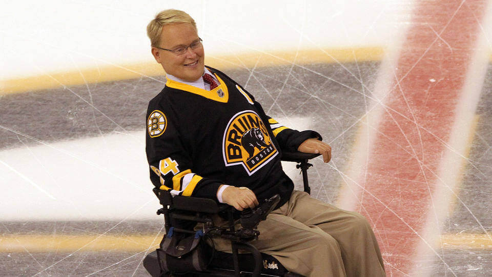 (Boston, MA, 101215)  Travis Roy is honored by the Boston Bruins before the NHL hockey game against Tampa Bay Lightning in Boston, Monday, Oct. 12, 2015.  &#xA; (Staff Photo by Chitose Suzuki)   